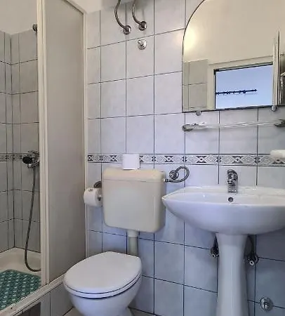 Lanterna Daire Sućuraj
