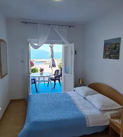 Lanterna Apartment *
